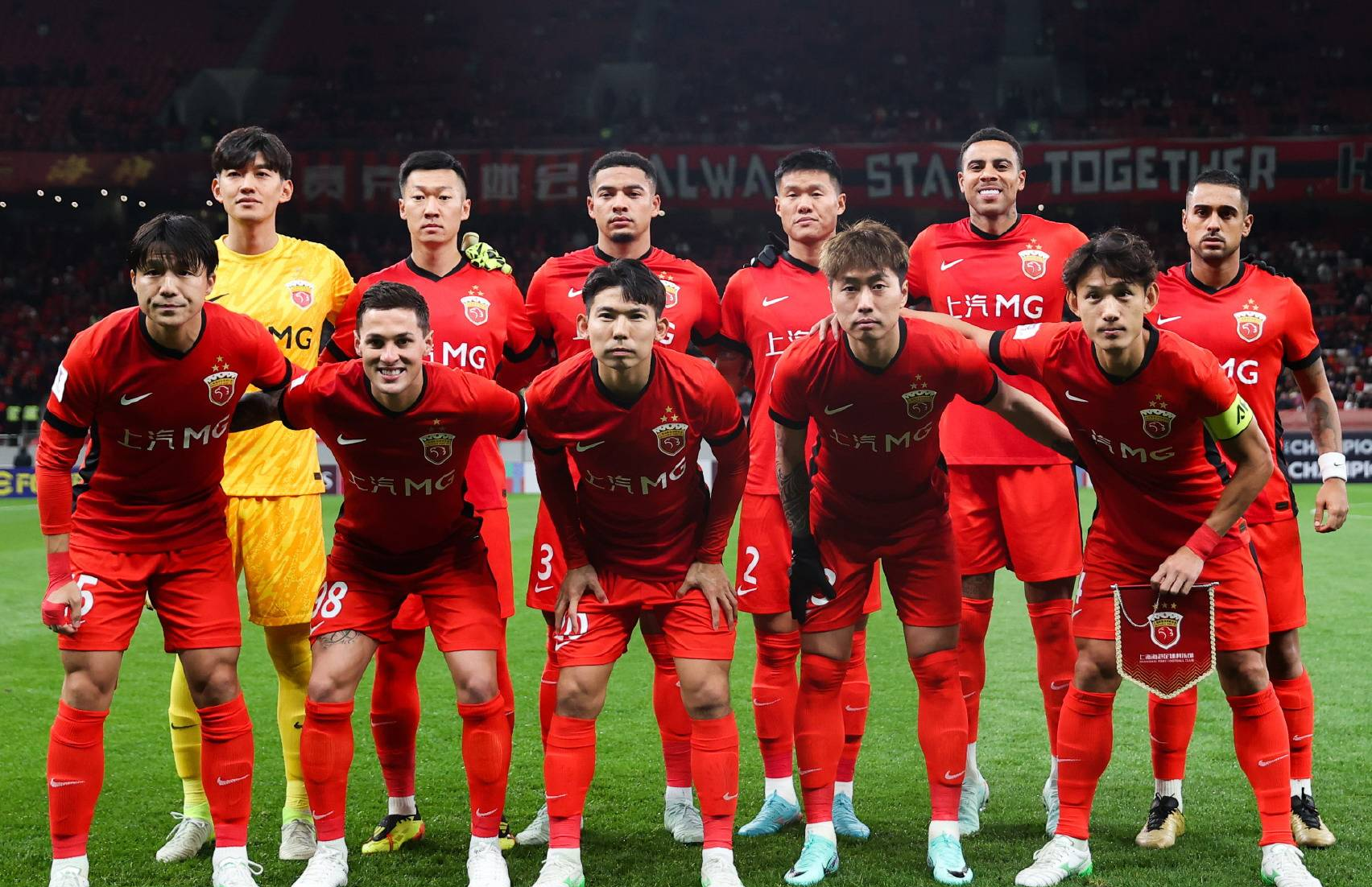 上海海港迎意甲关键赛；赛前豪取连胜；气氛紧张；细节决定成败的简单介绍