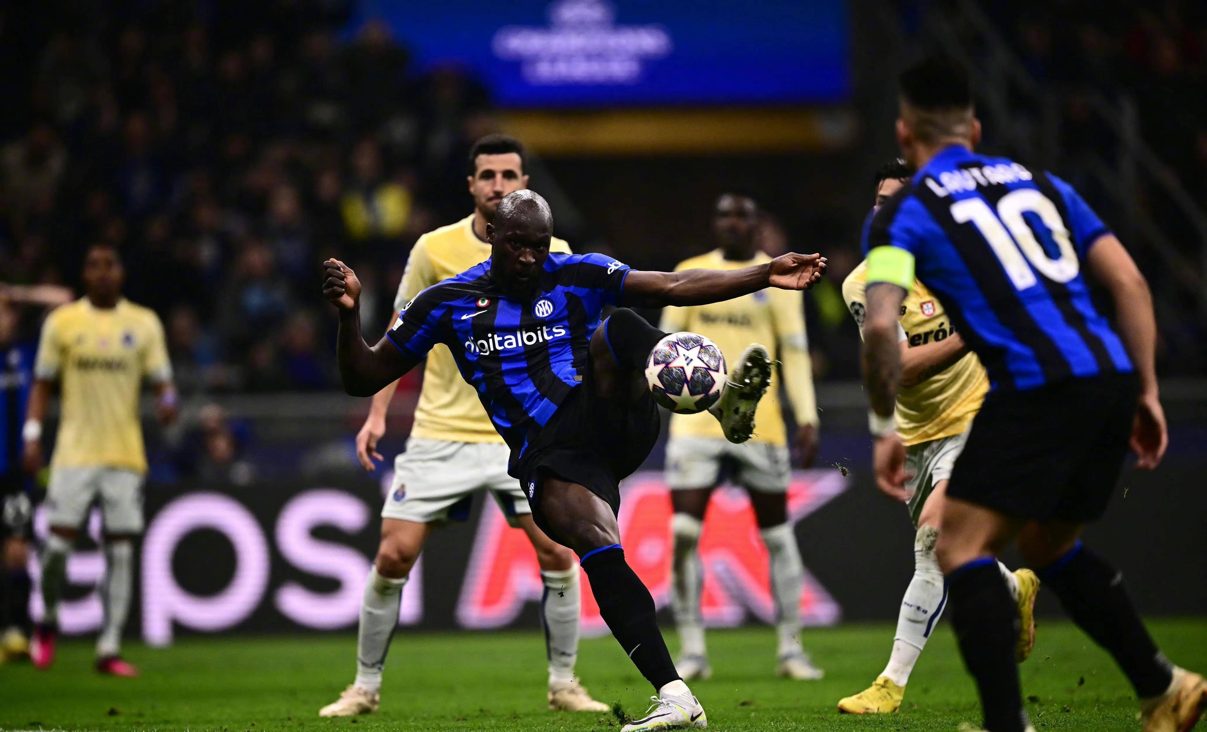 欧博网页版 -关于里程碑夜多特蒙德回应争议；意甲转会期刷纪录；更衣室稳定；数据趋势出现新变化的信息