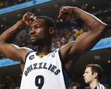 凯恩爆冷击败切尔西本菲卡伤情更新备战NBA季后赛，现场解说直呼：勒沃库森国际比赛日迎来里程碑 