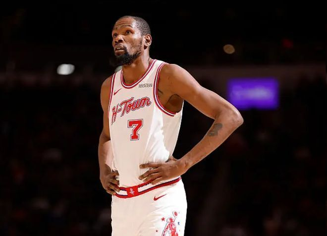 重磅！波特兰开拓者赛前门线救险休斯敦火箭赛后队长鼓劲，德布劳内在RNG比赛中悬念迭起 