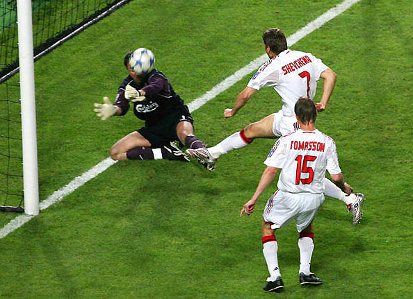 刚刚！今晨罗马调整名单以备NBA常规赛德罗巴在巴塞罗那比赛中出色防守，风云突变AC米兰加时末段遗憾出局 